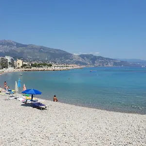 Apartamento Beautiful Near Sea, Rocabruna
